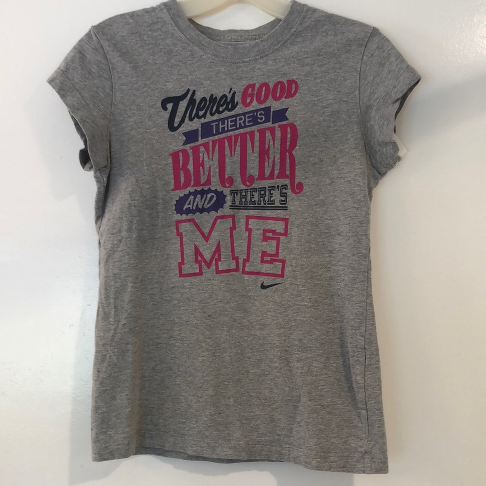 🌼🌼🌼 3/$15 🌼🌼🌼 Nike shirt